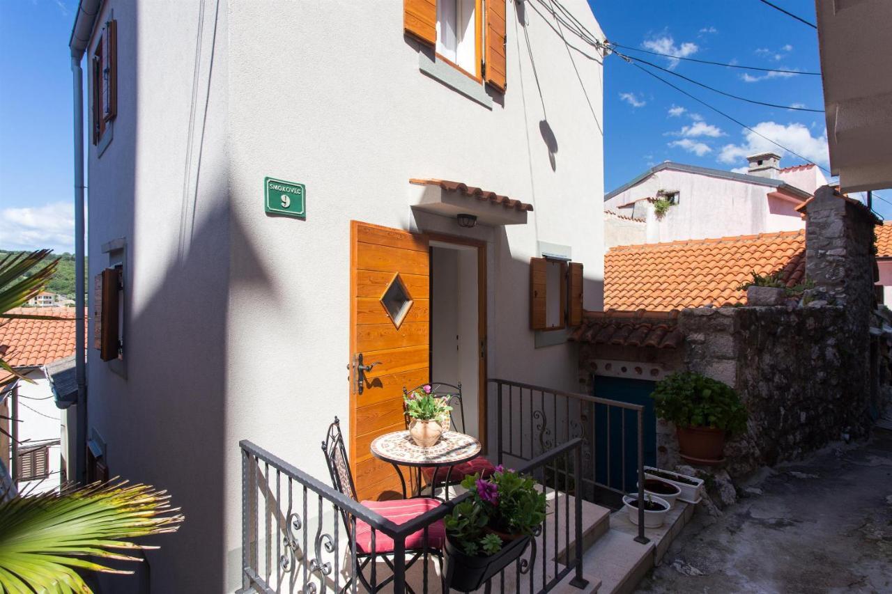Holiday Home Smokovec เวอร์บนิค ภายนอก รูปภาพ